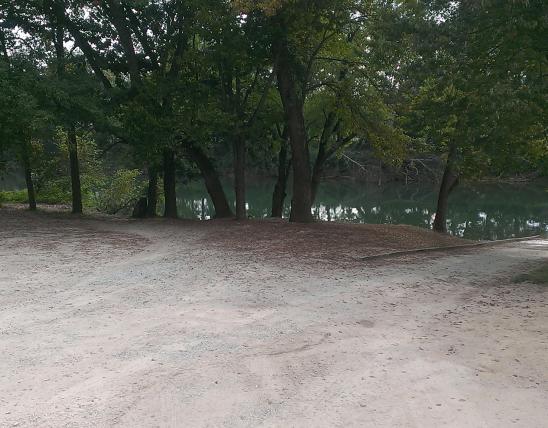 parking lot and boat ramp at Hooten Town Access